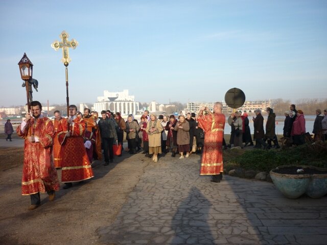Крестный ход и Божественная литургия _22.04.2012